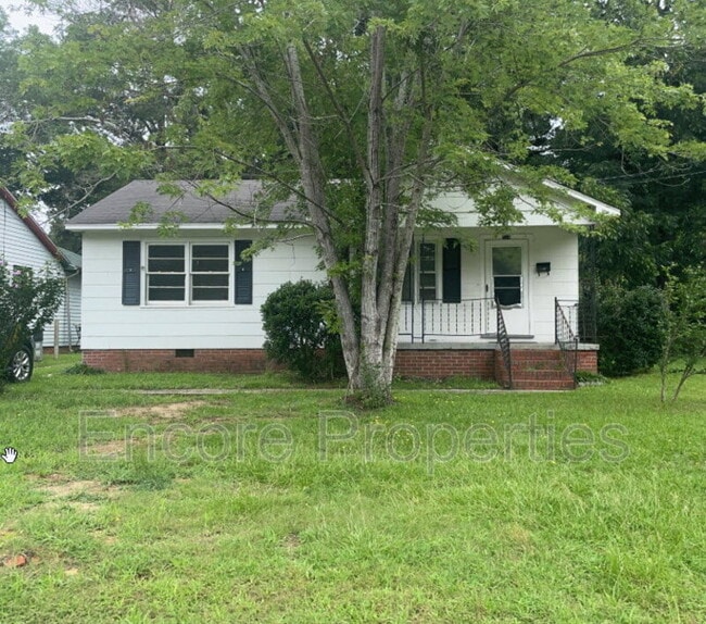 Photo - 818 Dixon St House