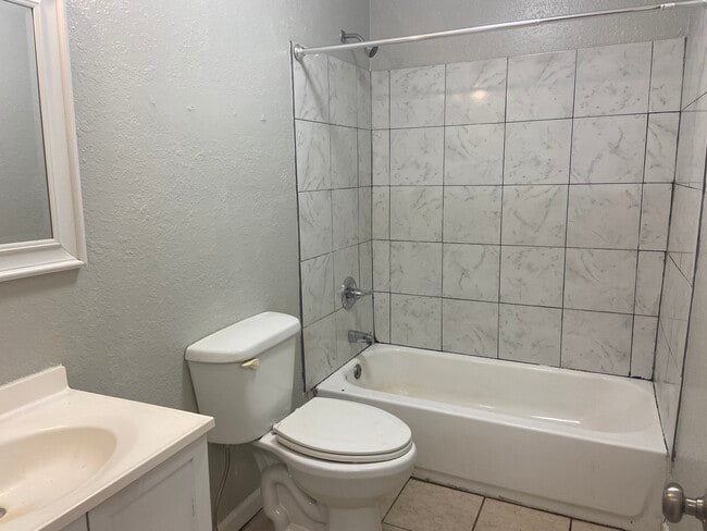 Building Photo - 803 White Avenue Rental
