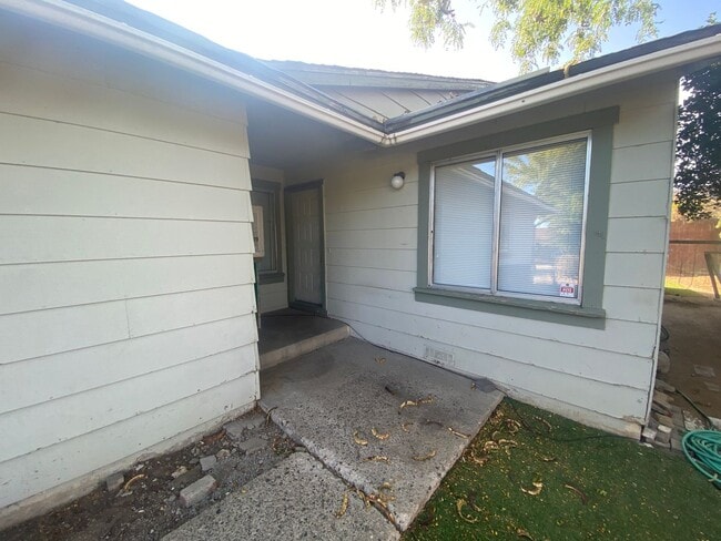 6660 Peppermint Dr