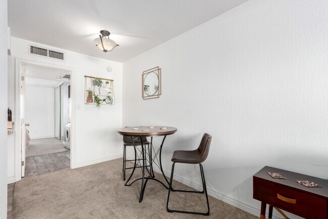 Photo - 5995 N 78th St Unit 2079