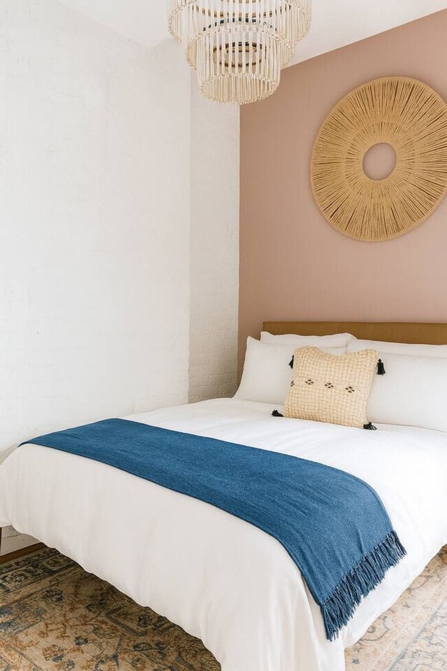 Photo - 156 W 15th St Unit ID1341835P