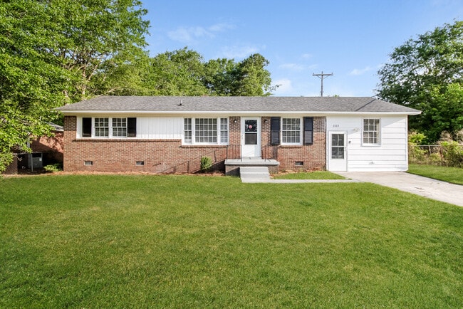 Building Photo - 1513 Omega Dr Rental
