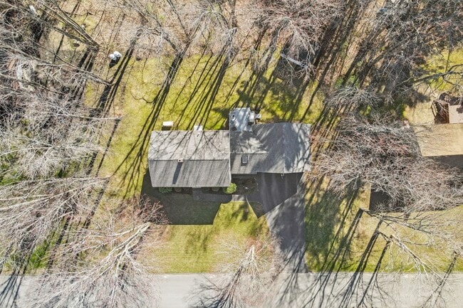 Photo - 6 Iris Dr