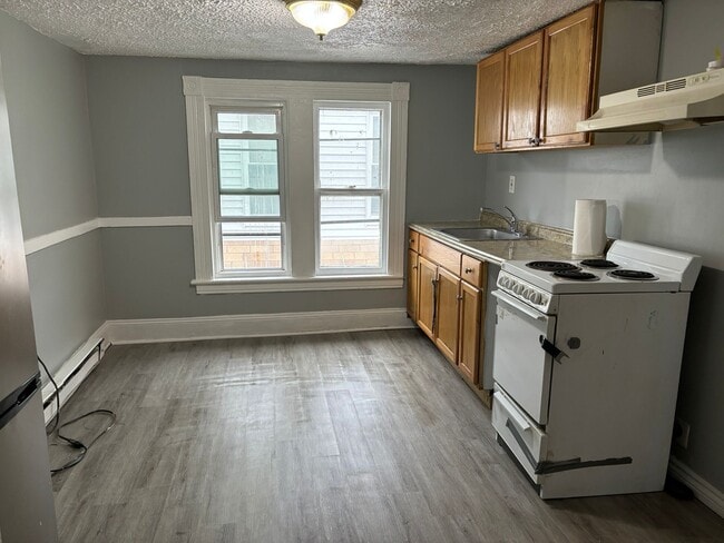 Building Photo - 56 Calhoun Ave Rental