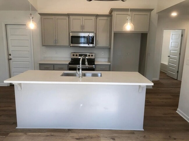 Photo - Single-Family House for Rent