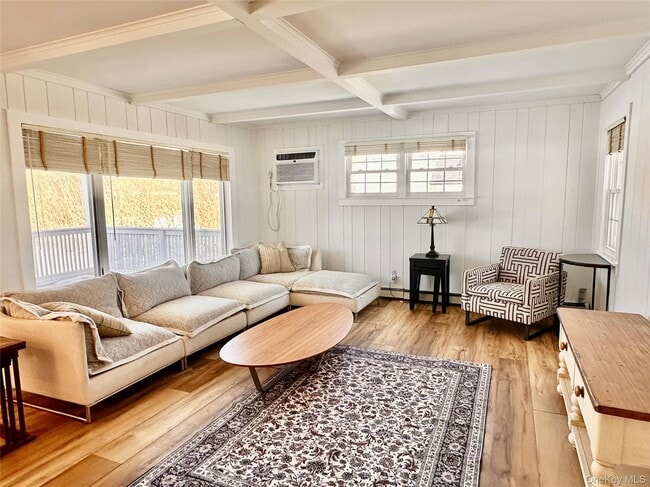 Photo - 16 Osceola Ln