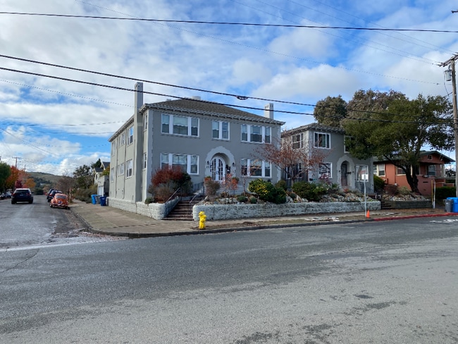 Photo - 203 Howard St Unidad 2