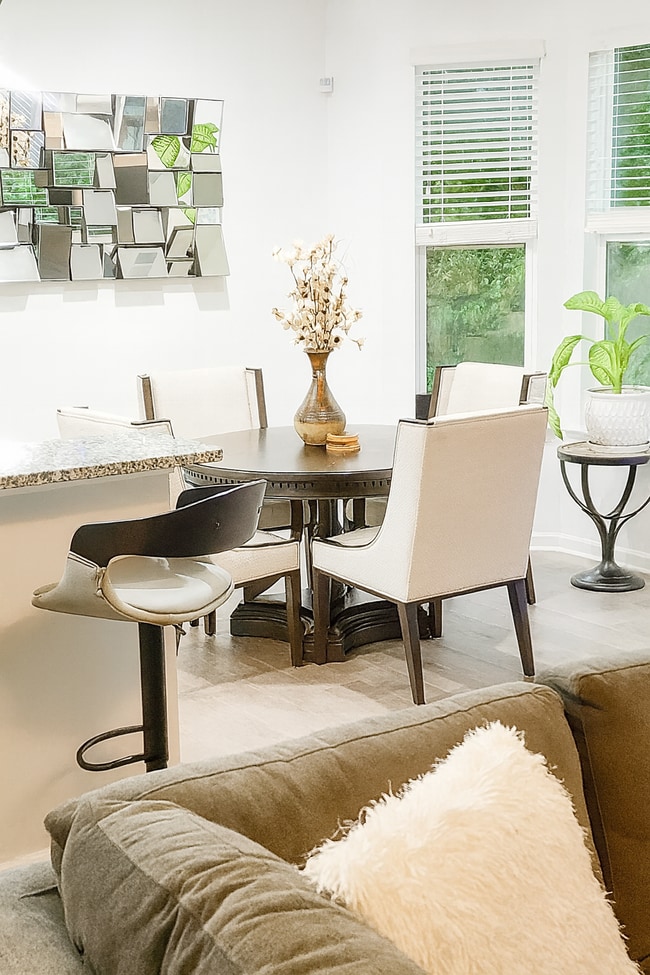 Photo - 536 Constellation Overlook SW