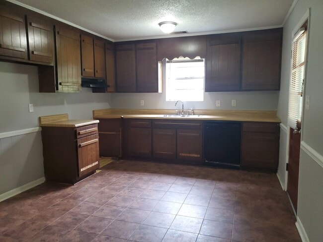 Photo - 203 Gateway Dr