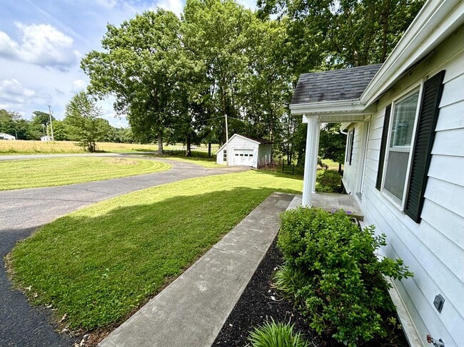 Photo - 1405 Webb Ridge Rd