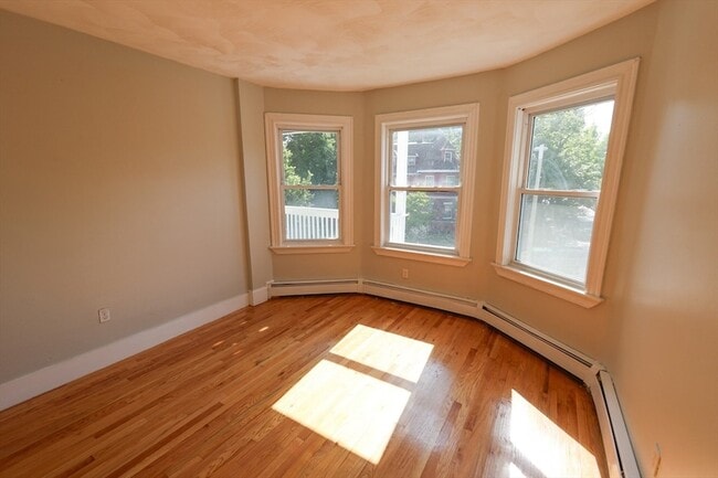 275 Humboldt Ave Unit 2