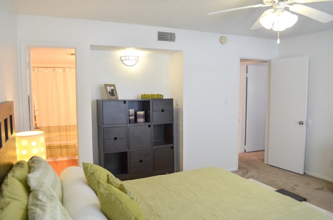 Master Bedroom - Arbor Creek Apartments
