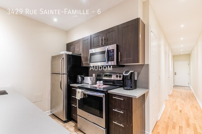 Photo - 3429 Rue Sainte-Famille Unit 6