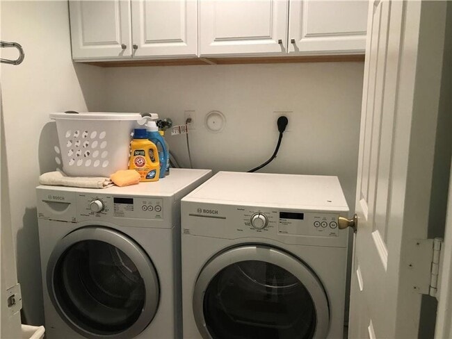 Photo - 1118 Chinaberry Dr