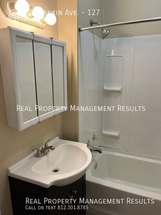 Photo - 127-129 Rankin Ave.-127 Unit 127