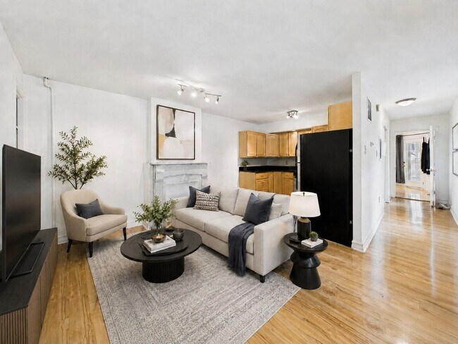 Photo - 558 N 17th St