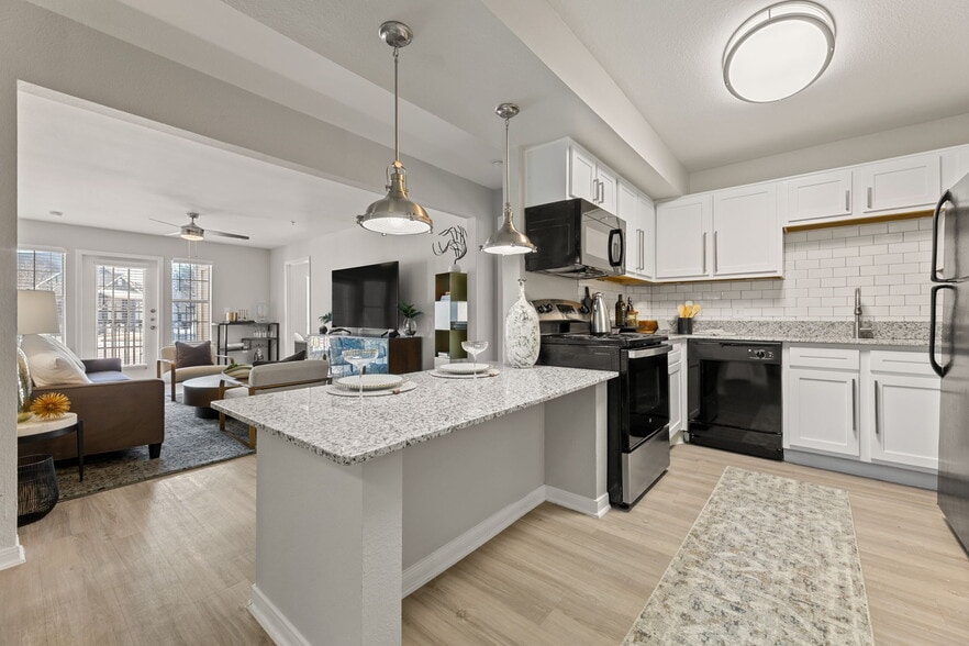 4BD, 4BA - 1443SF - Kitchen