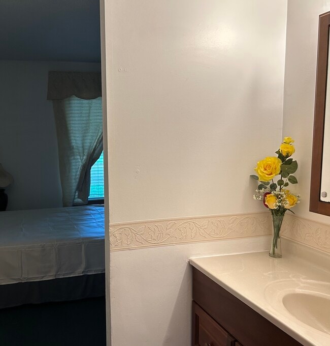 Photo - 105 N 5th St Unit 101