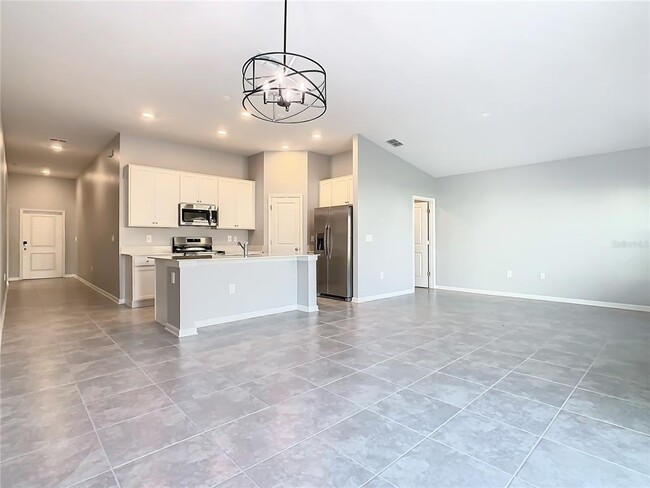 Photo - 1033 Holden Wy