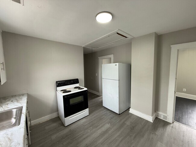 Photo - 1421 Long Ave Unit 1421 Long Ave Up