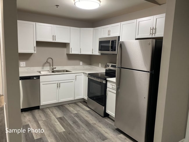 Bristol Cove Apartments LLC