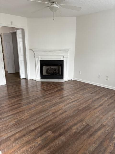 Photo - "Charming 2-Bed Townhouse Retreat in Winte... Unit RR8