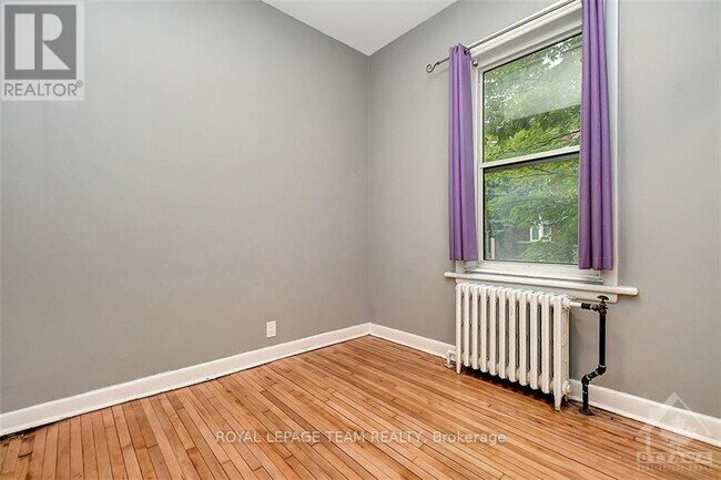 Photo - 63 Sweetland Ave Unité 2