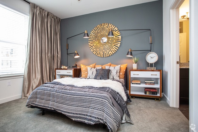 2BD/2BA - 1045SF Master Bedroom - The Green at Northpark