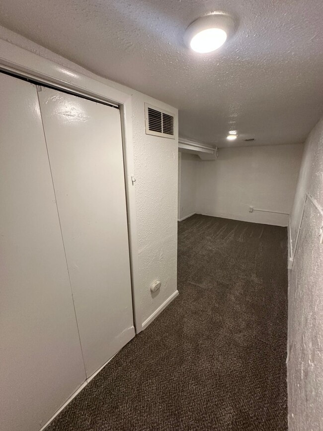 721.5 W 24th St