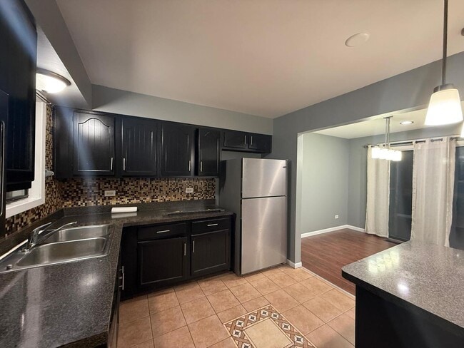 Photo - 5820 Wilshire Ct