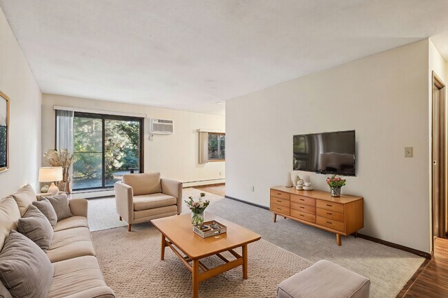 Cedars of Edina Apartments