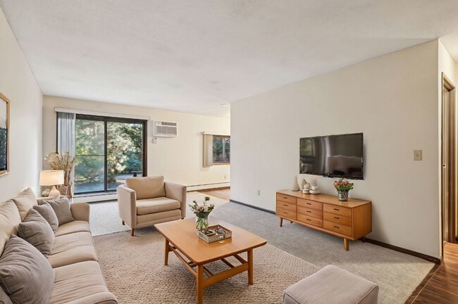 Photo - Cedars of Edina Apartments