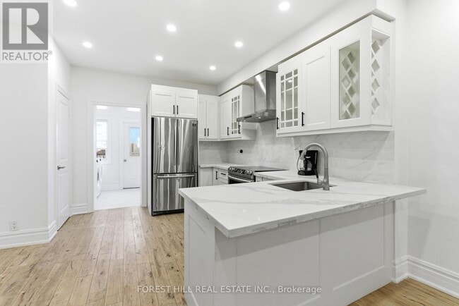 Photo - 1297 Davenport Rd