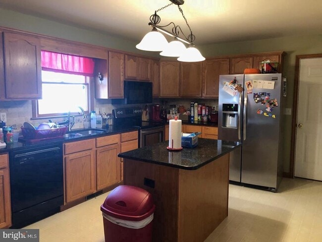 Photo - 45636 Rutherford Blvd