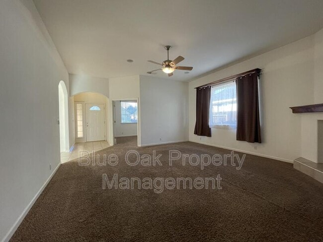 Photo - 1877 Devonshire Dr