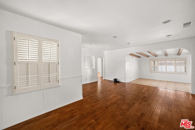 Photo - 5227 Etheldo Ave