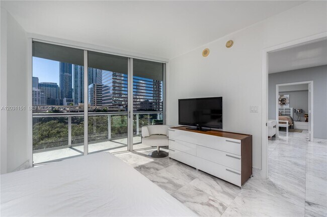 Photo - 495 Brickell Ave Unit 705