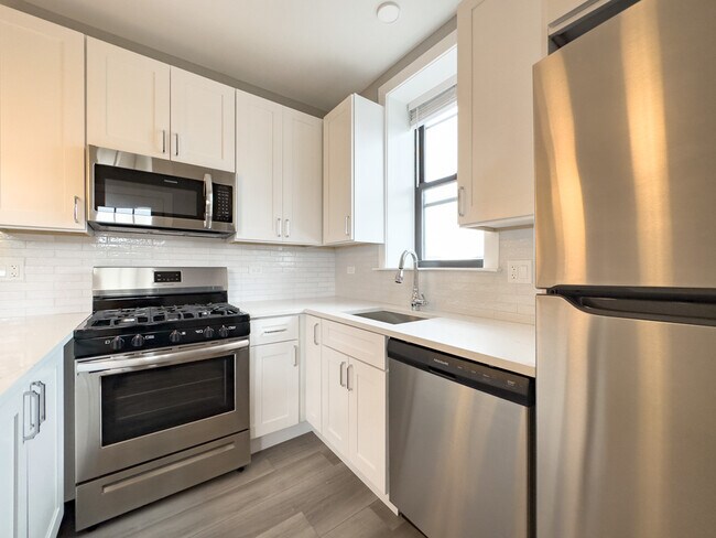 Photo - 3951 N Janssen Ave Unit J03W