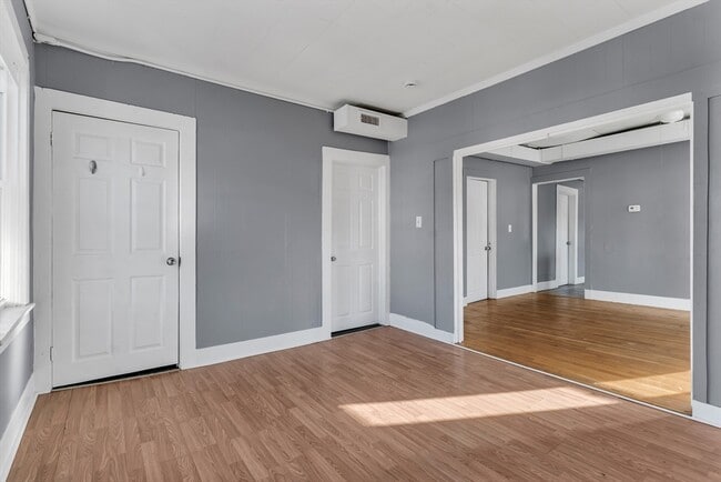 Photo - 13 Plain St Unit 2