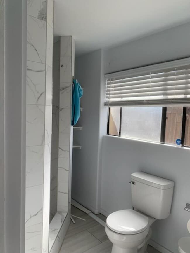 Photo - Spacious 2 Bedroom / 2 Bathroom Downstairs Unit Available in Makawao! Unfurnished!