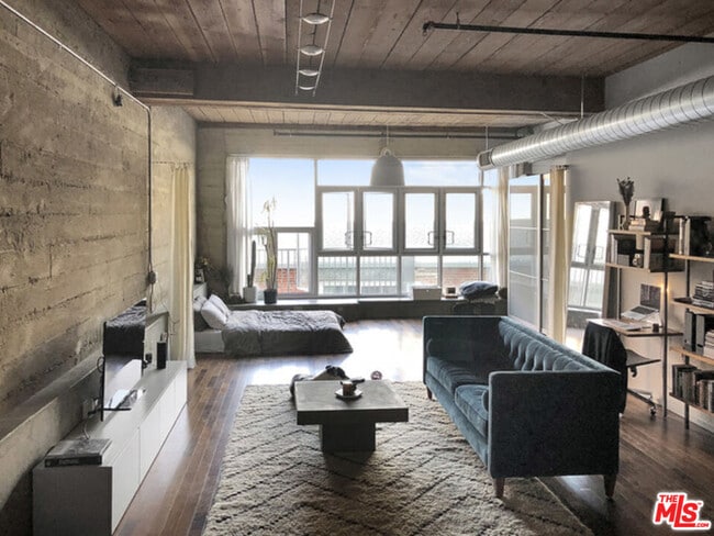 Photo - 530 S Hewitt St Unit 344