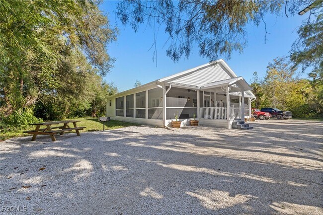17780 Caloosa Rd