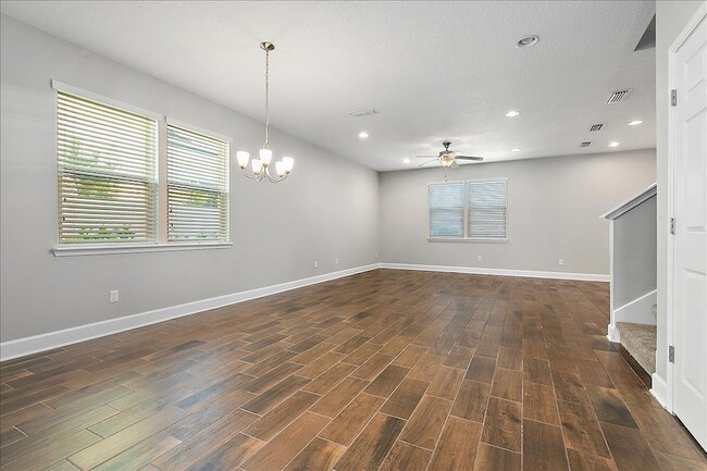 Photo - 1021 Seaside Dr N