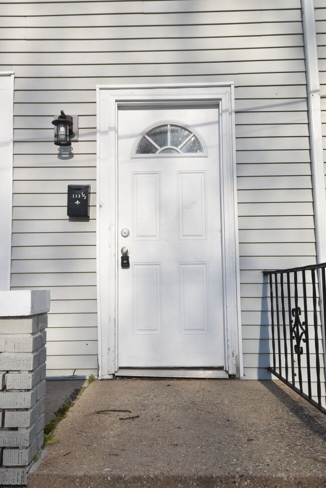 Photo - 111-113 S West St Mishawaka Unit 113 1/2 S. West St.