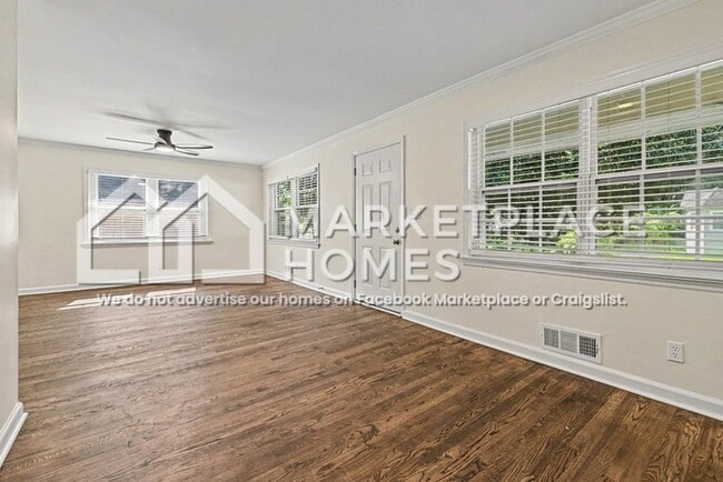 Photo - 1433 Sharon St NW