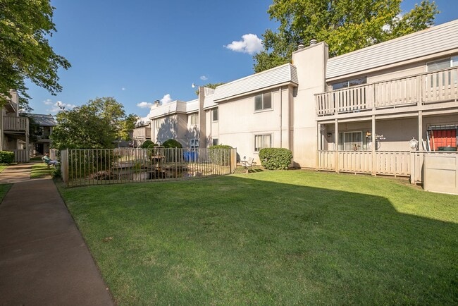 Photo - Spacious 3 Bed 2 Bath Condo in Tulsa!
