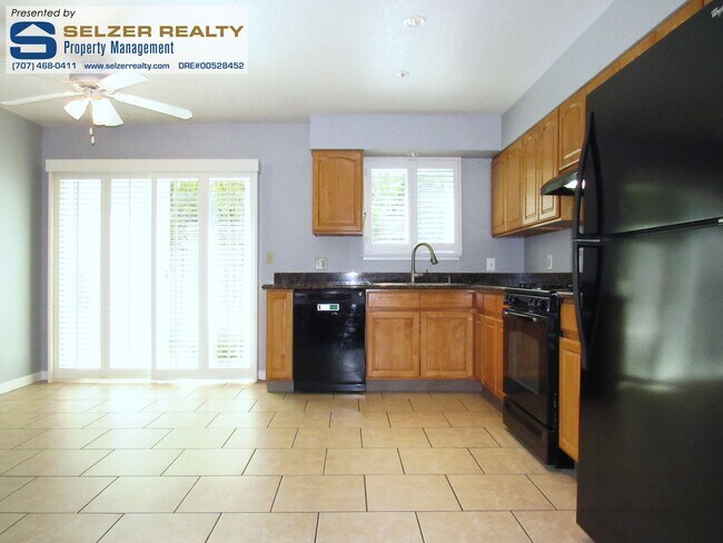 Photo - Fully equipped 2 bd. townhome in a super convenient central location!