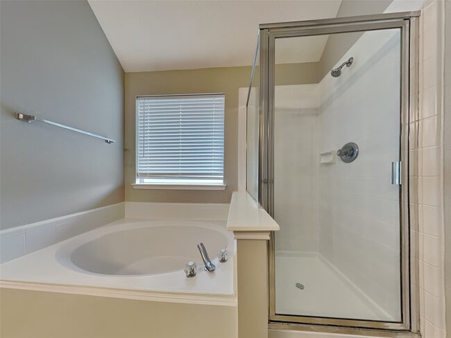 Photo - 9003 Cypress Square Dr
