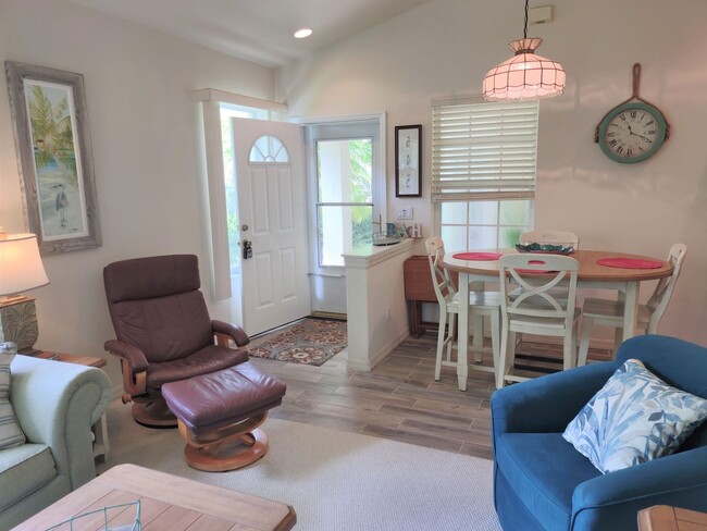 Photo - Seasonal Short-Term Villa located in the Auburn Cove Community with Community Pool!