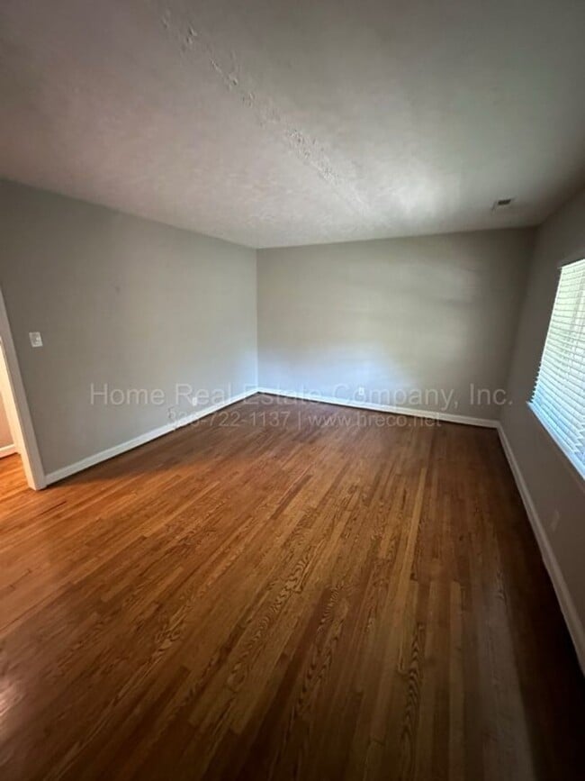 Photo - 840 Carolina Ave NW Unit B-4